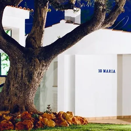 10 Maria - *